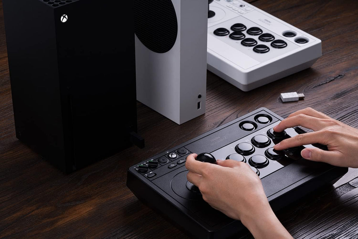 8BitDo arcade stick voor Xbox en PC - Gamesellers.nl