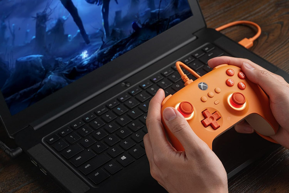 8BitDo wired Ultimate C controller met hall sensor voor Xbox orange - Gamesellers.nl